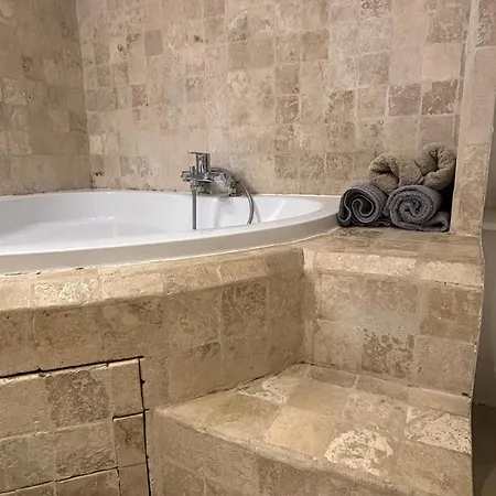 Apartment Grand F1 Centre Historique Ecusson 10min Comedie Montpellier