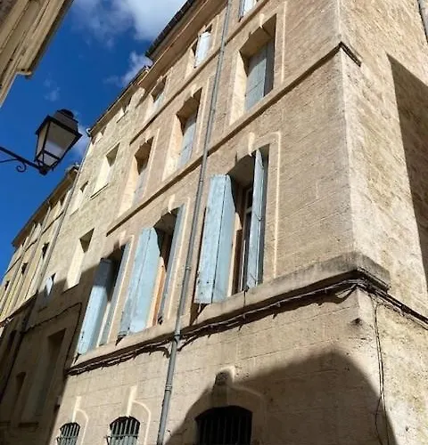 Grand F1 Centre Historique Ecusson 10min Comedie Montpellier